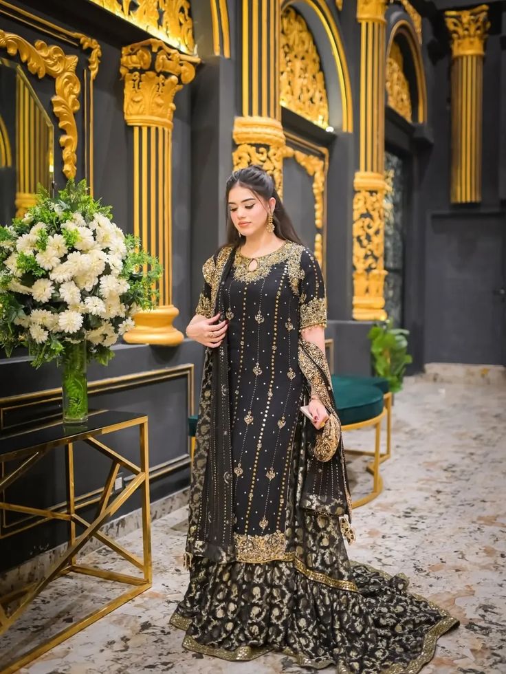 Black & Gold Luxury Formal Dress