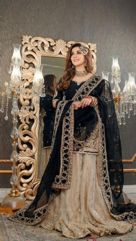 Black & Gold Luxury Formal Lehenga – Designer Pakistani Party Wear Dress with Heavy Embroidery